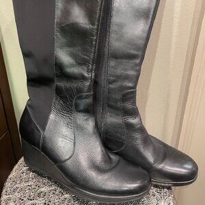 Clarks Women's Black Leather Boot 9M